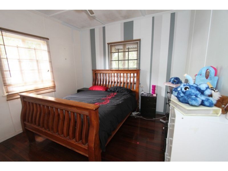 246 MacDonnell Road, Clontarf QLD 4019