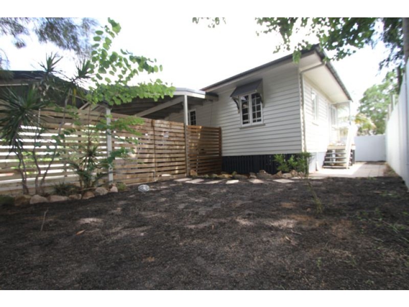 246 MacDonnell Road, Clontarf QLD 4019