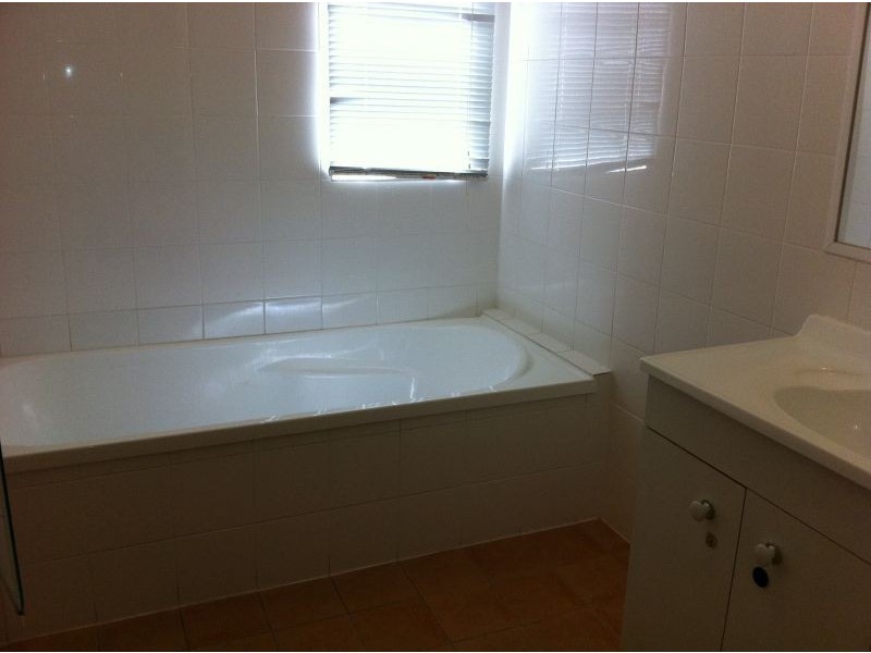 22 Amott Street, Stafford Heights QLD 4053