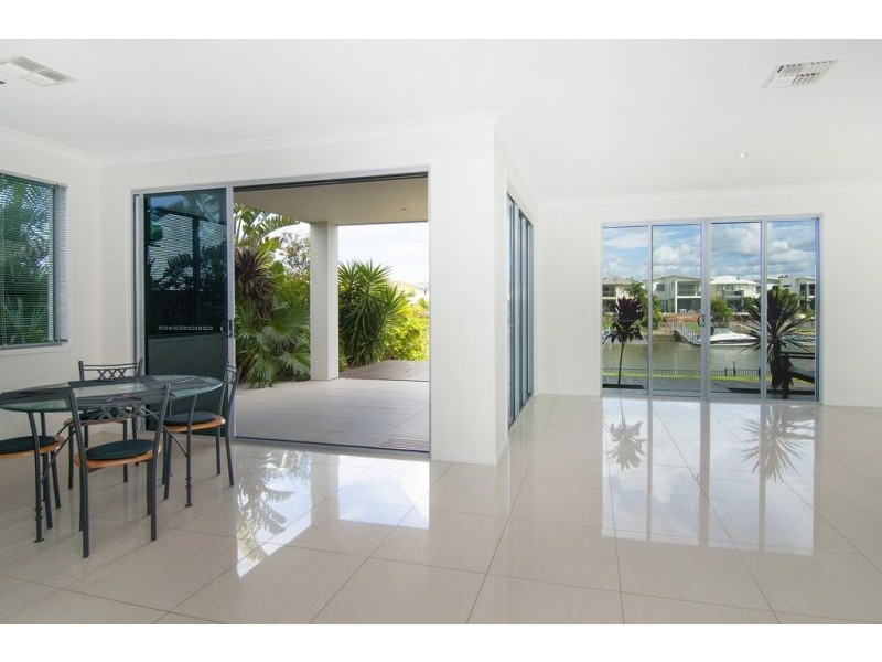 20 Quayside Dr, Helensvale QLD 4212