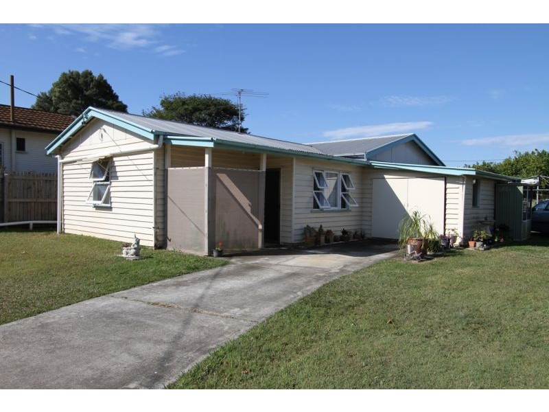 27 Weaber Street, Clontarf QLD 4019