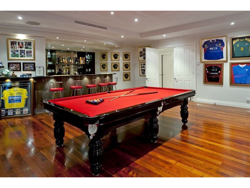 2506 Cressbrook Dr, Hope Island QLD 4212