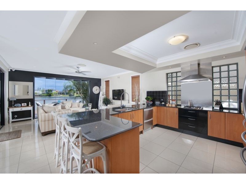 14 Windchimes Way, Helensvale QLD 4212