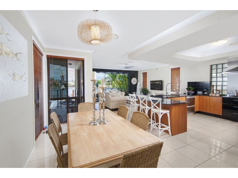 14 Windchimes Way, Helensvale QLD 4212