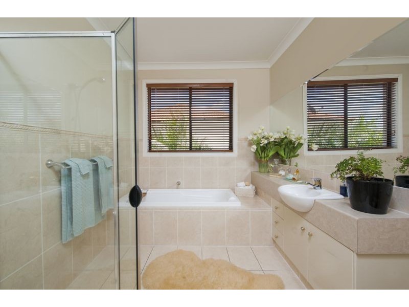 14 Windchimes Way, Helensvale QLD 4212