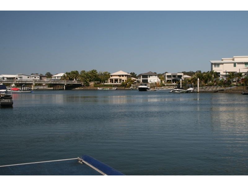 4 Coomera Ct, Helensvale QLD 4212
