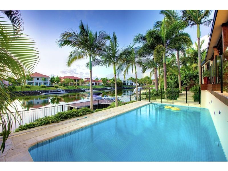 1033 Rosebank Way, Hope Island QLD 4212