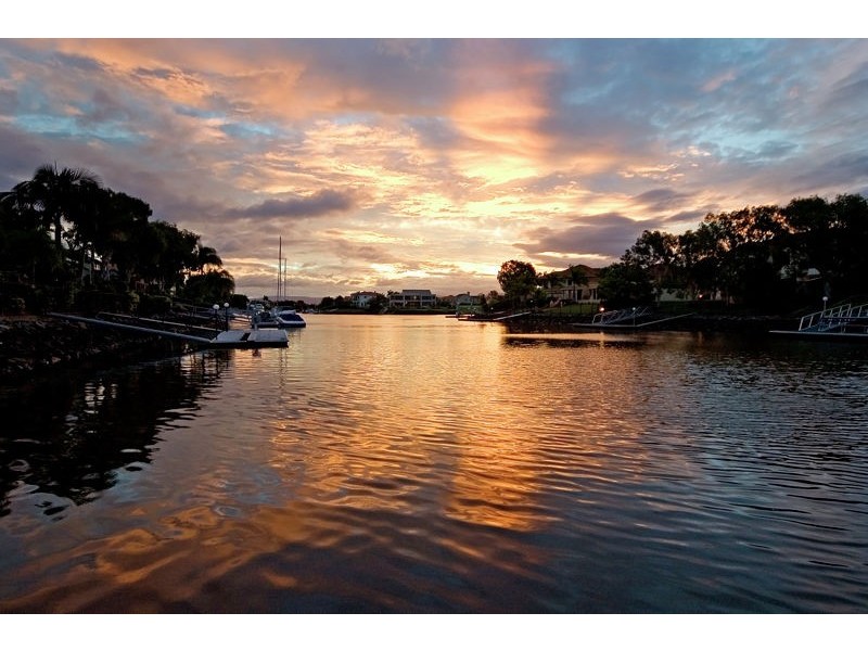 1033 Rosebank Way, Hope Island QLD 4212