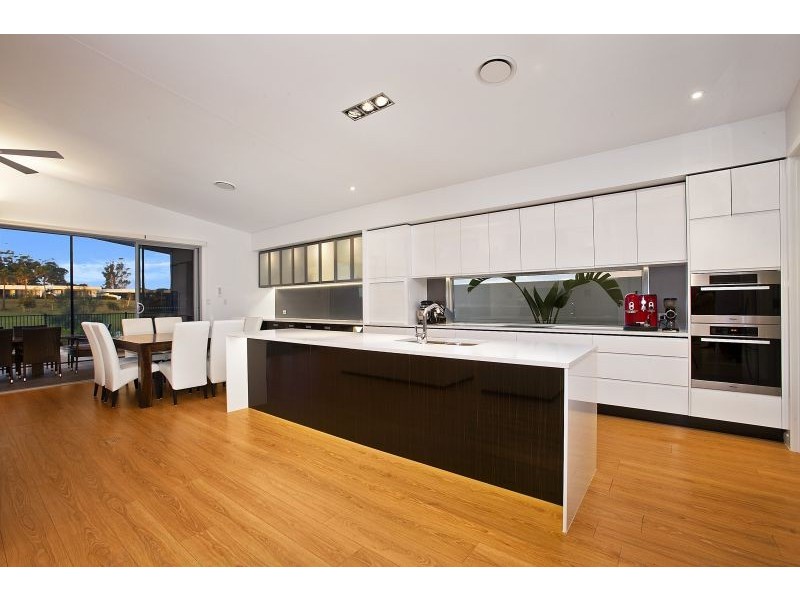 2278 Banksia Lakes Dr, Sanctuary Cove QLD 4212