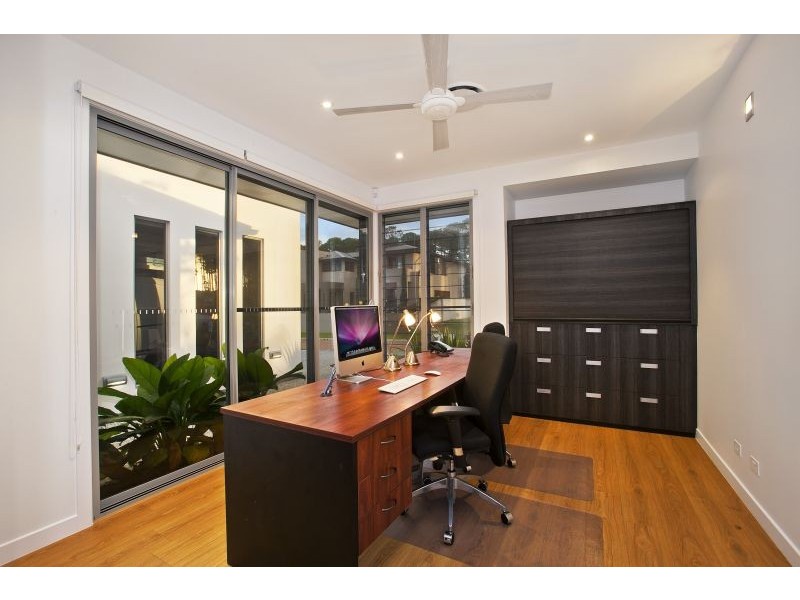 2278 Banksia Lakes Dr, Sanctuary Cove QLD 4212