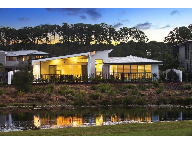 2278 Banksia Lakes Dr, Sanctuary Cove QLD 4212