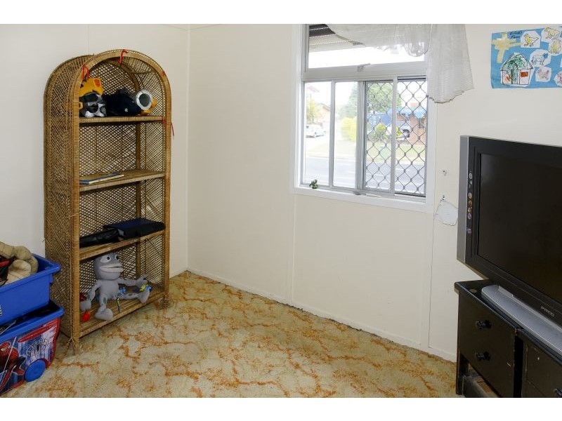 27 Rock Street, Scarborough QLD 4020