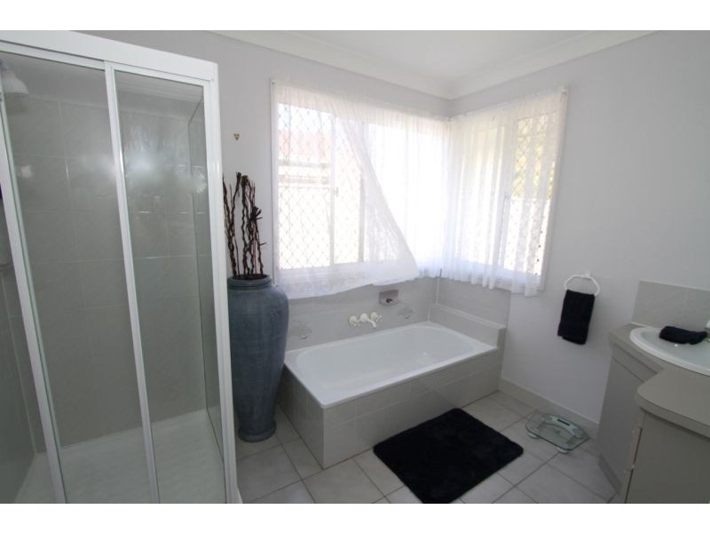 49 Trafalgar Drive, Kippa-ring QLD 4021