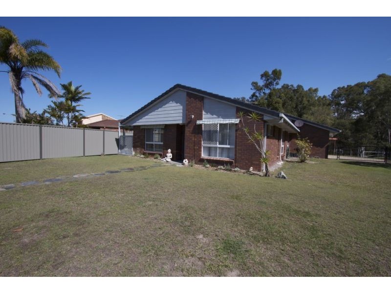 49 Trafalgar Drive, Kippa-ring QLD 4021
