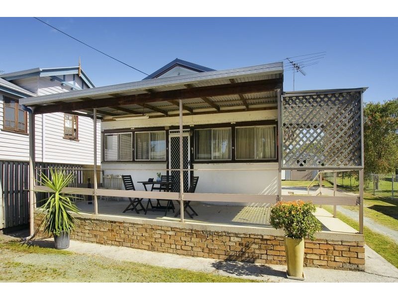 22 Alice Street, Clontarf QLD 4019