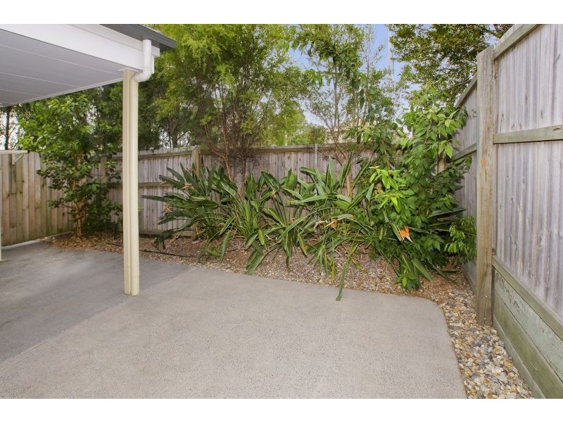 2/113 Castle Hill Drive, Murrumba Downs QLD 4503