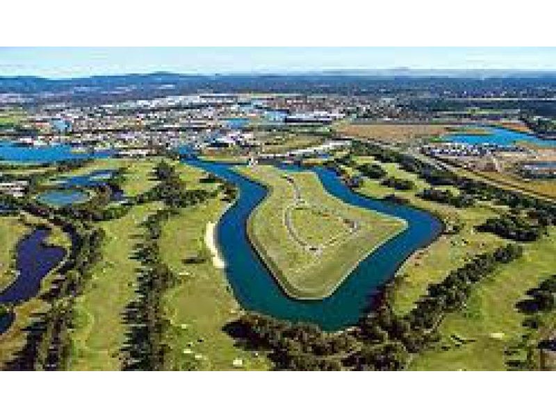 7613 Fairway Bvd, Hope Island QLD 4212