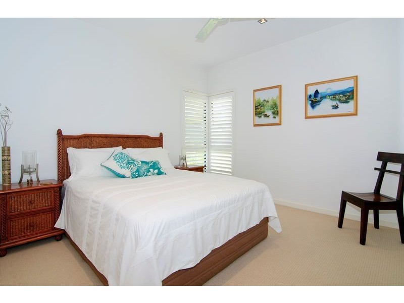 6031 Lucerne Ct, Hope Island QLD 4212