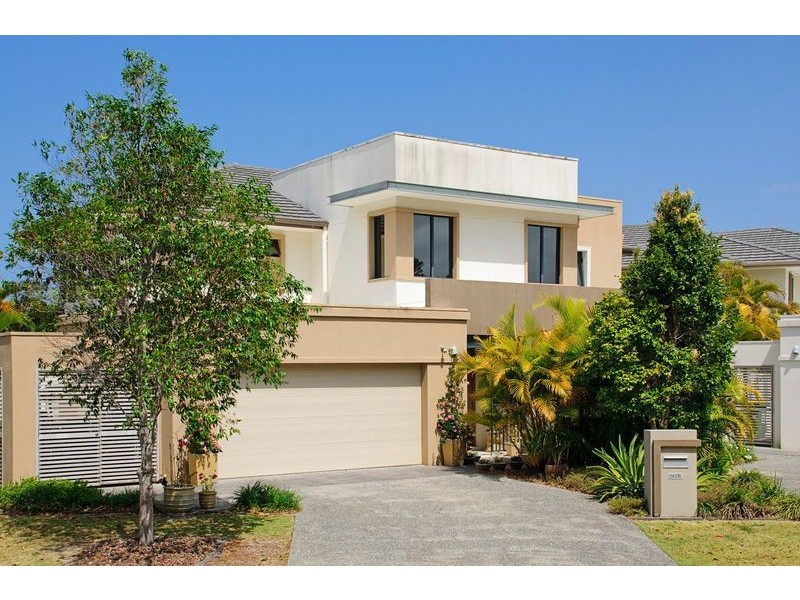 6031 Lucerne Ct, Hope Island QLD 4212