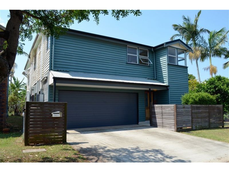 24 Rock Street, Scarborough QLD 4020
