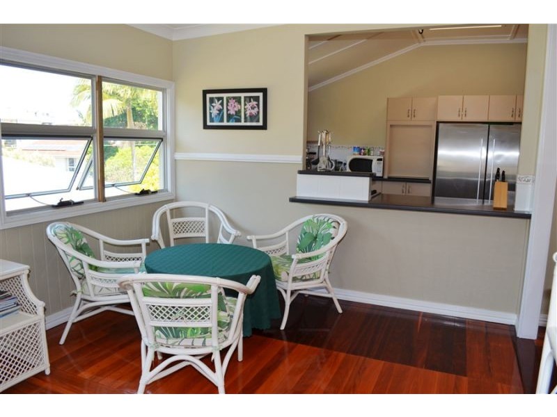 24 Rock Street, Scarborough QLD 4020
