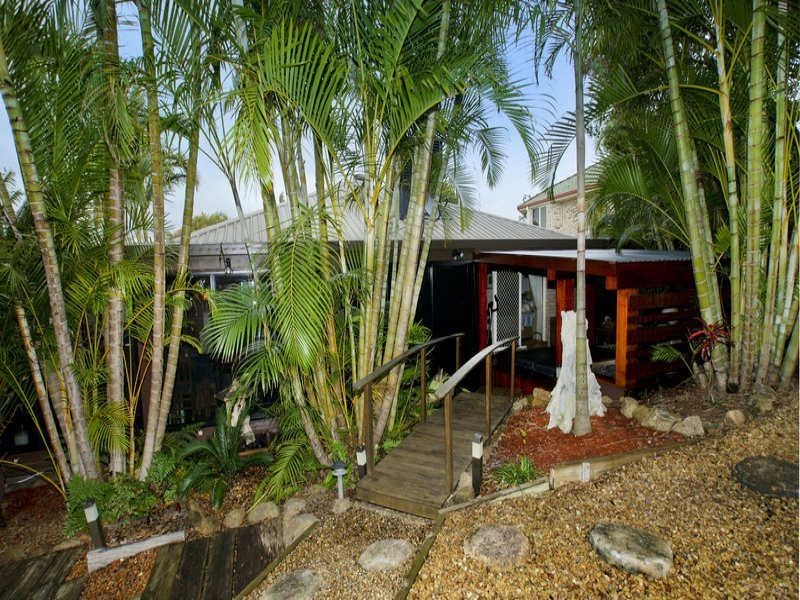 8 Forester Place, Kallangur QLD 4503