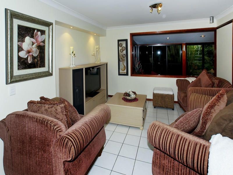 8 Forester Place, Kallangur QLD 4503