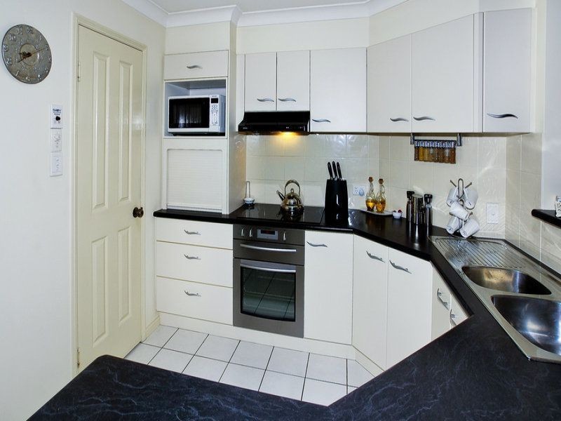 8 Forester Place, Kallangur QLD 4503