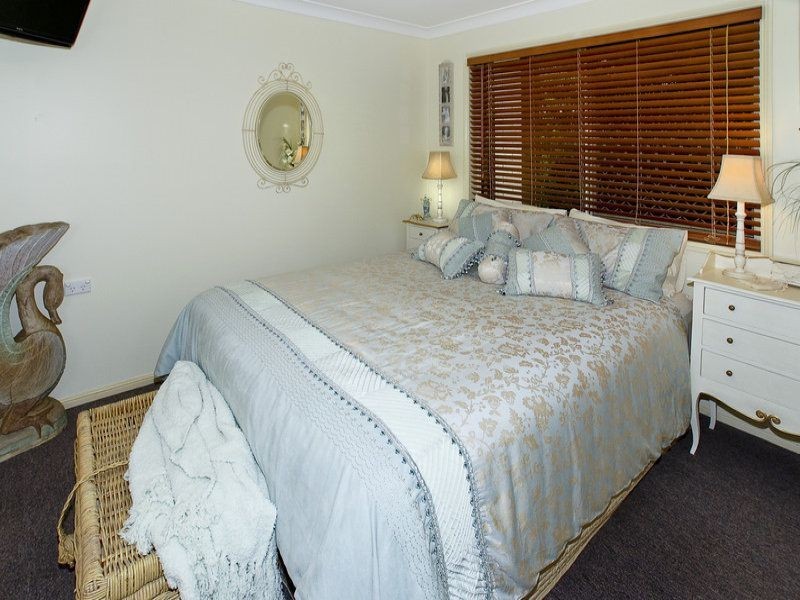 8 Forester Place, Kallangur QLD 4503