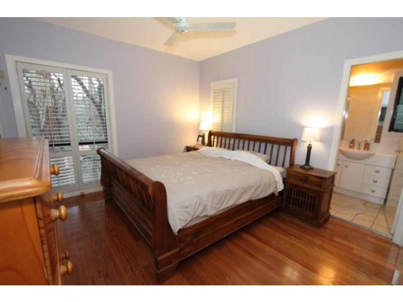 317 Birdwood Tce, Toowong QLD 4066