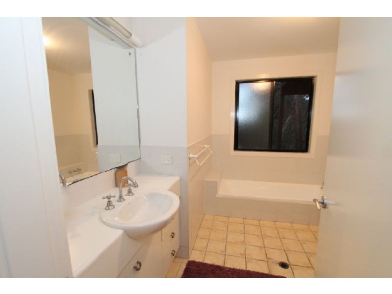 317 Birdwood Tce, Toowong QLD 4066