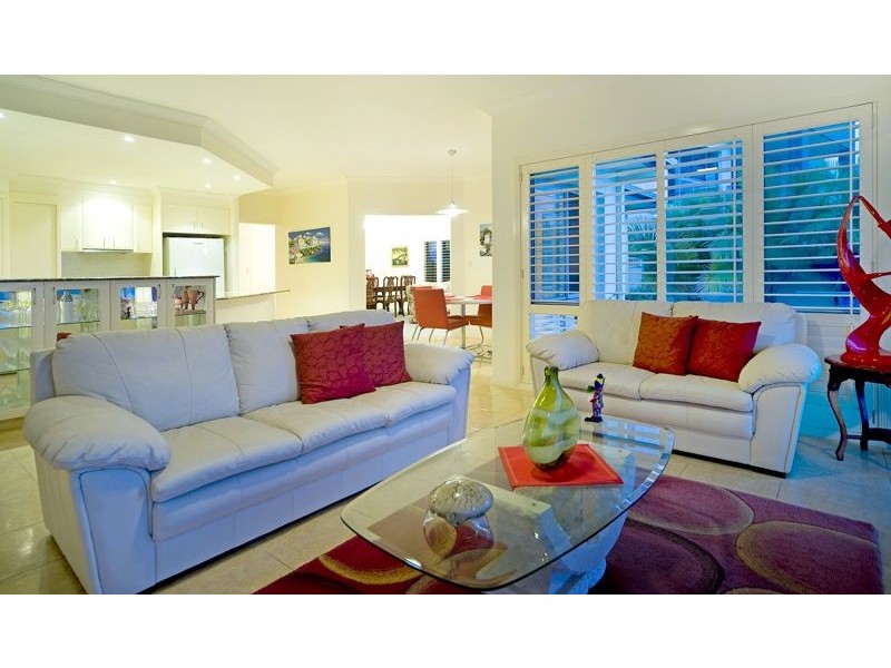 72 The Peninsula, Helensvale QLD 4212