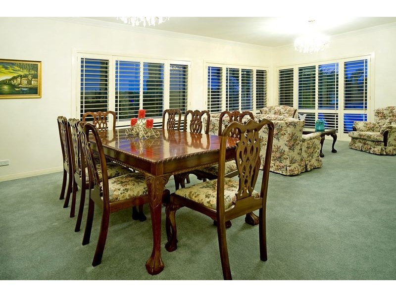 72 The Peninsula, Helensvale QLD 4212