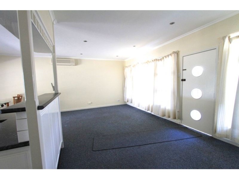 49 Palmtree Avenue, Scarborough QLD 4020