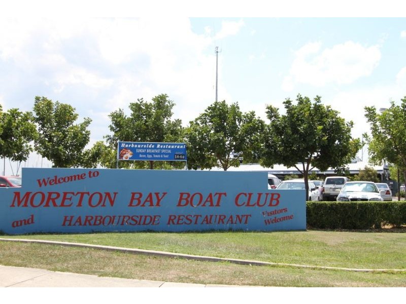 49 Palmtree Avenue, Scarborough QLD 4020