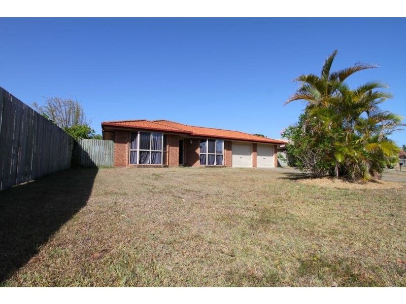 7 Smout Ct, Sandstone Point QLD 4511