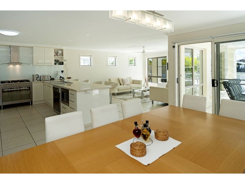 47 Coomera Ct, Helensvale QLD 4212