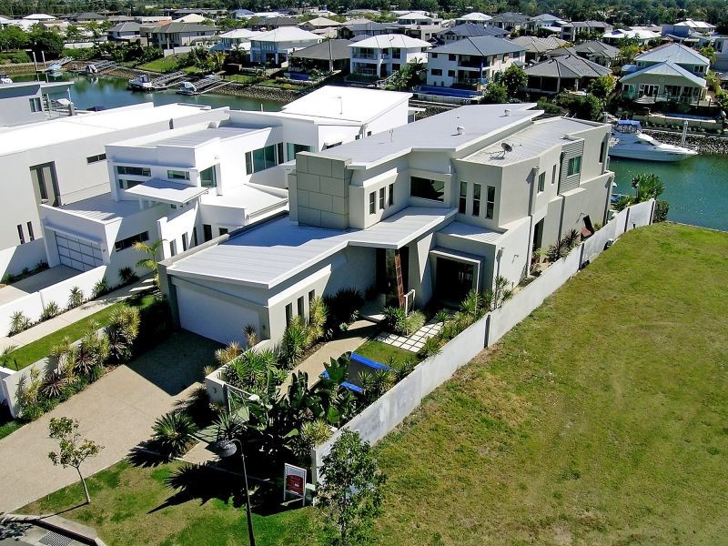 33 Coomera Ct, Helensvale QLD 4212