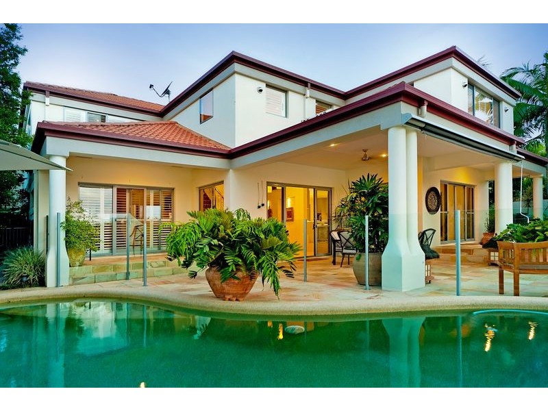 1050 Rosebank Way, Hope Island QLD 4212