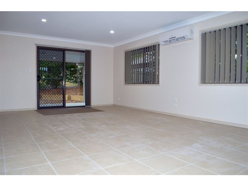 4A Brennan Road, Scarborough QLD 4020