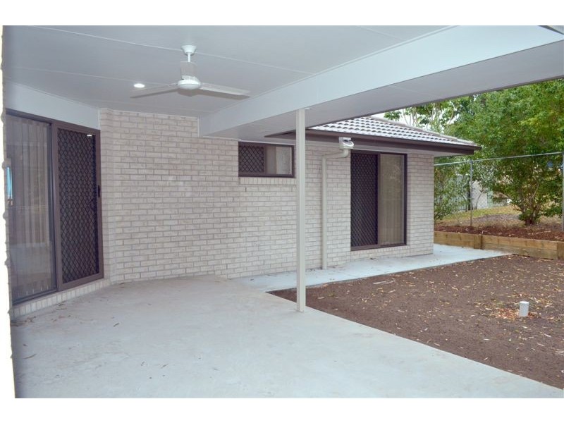 4A Brennan Road, Scarborough QLD 4020