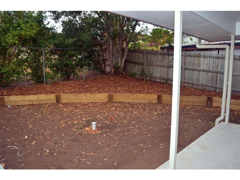 4A Brennan Road, Scarborough QLD 4020