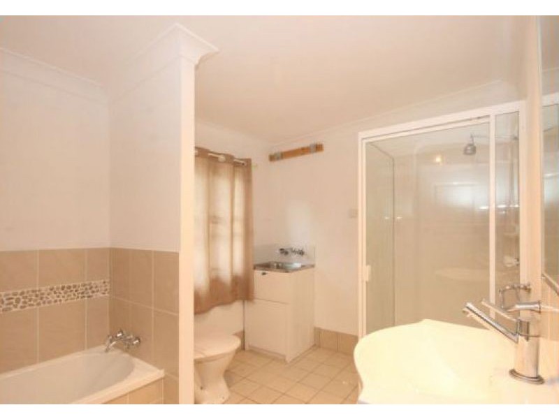 94a Dover Road, Redcliffe QLD 4020