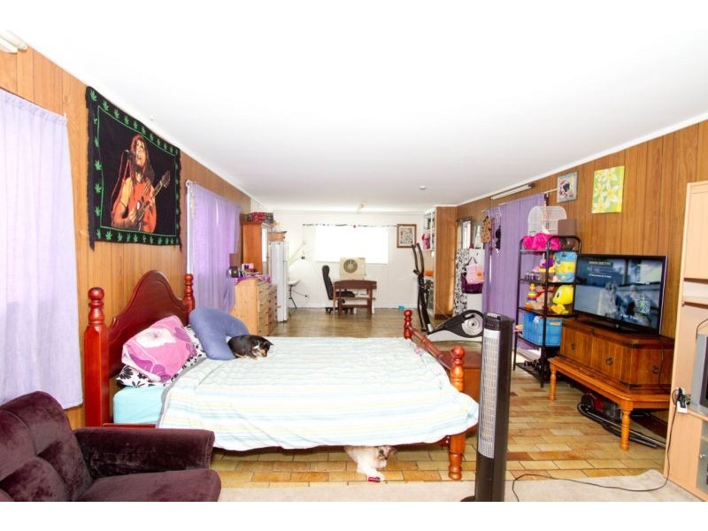 11 Savannah Street, Redcliffe QLD 4020