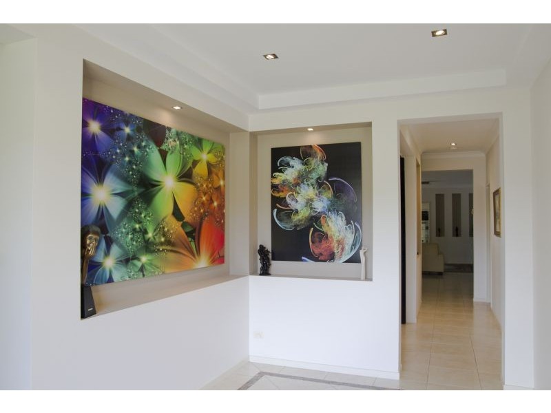 15 The Close, Helensvale QLD 4212