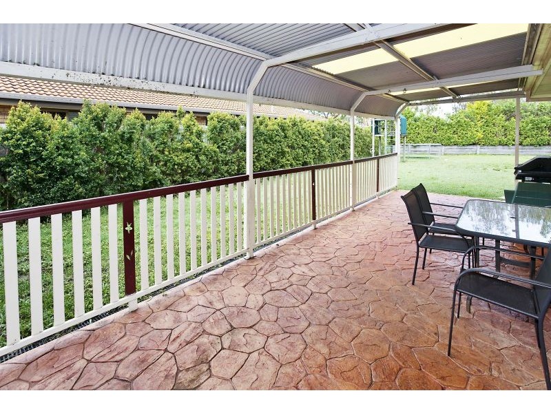 13 Shangri-La Court, Rothwell QLD 4022