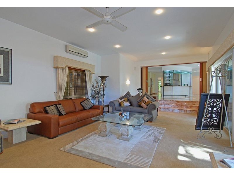 5 Isla Court, Bonogin QLD 4213