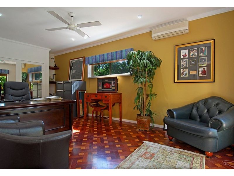 5 Isla Court, Bonogin QLD 4213