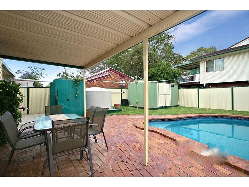 1 Grenadier Street, Bray Park QLD 4500