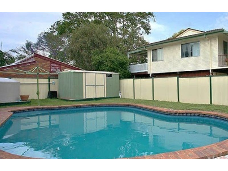 1 Grenadier Street, Bray Park QLD 4500